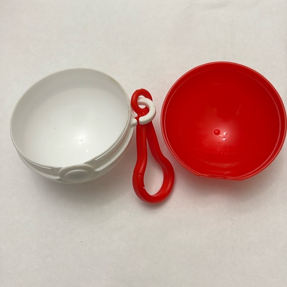 1999 Burger King Pokemon #27 Sandshrew keychain with Pokeball - Picture 12 of 12